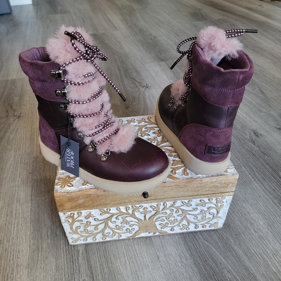 UGG Viki Waterproof Metal Boot - Picture 2 of 7